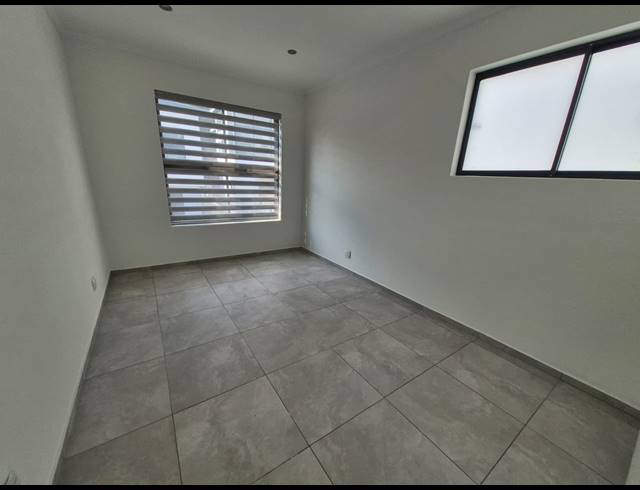 3 BEDROOM DUPLEX FOR SALE IN RIVONIA